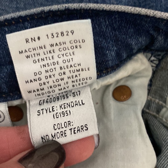 NWT GRLFRND KENDALL IN  NO MORE TEARS HI RISE STRETCH DENIM W/ SLIM LEG - Picture 12 of 16